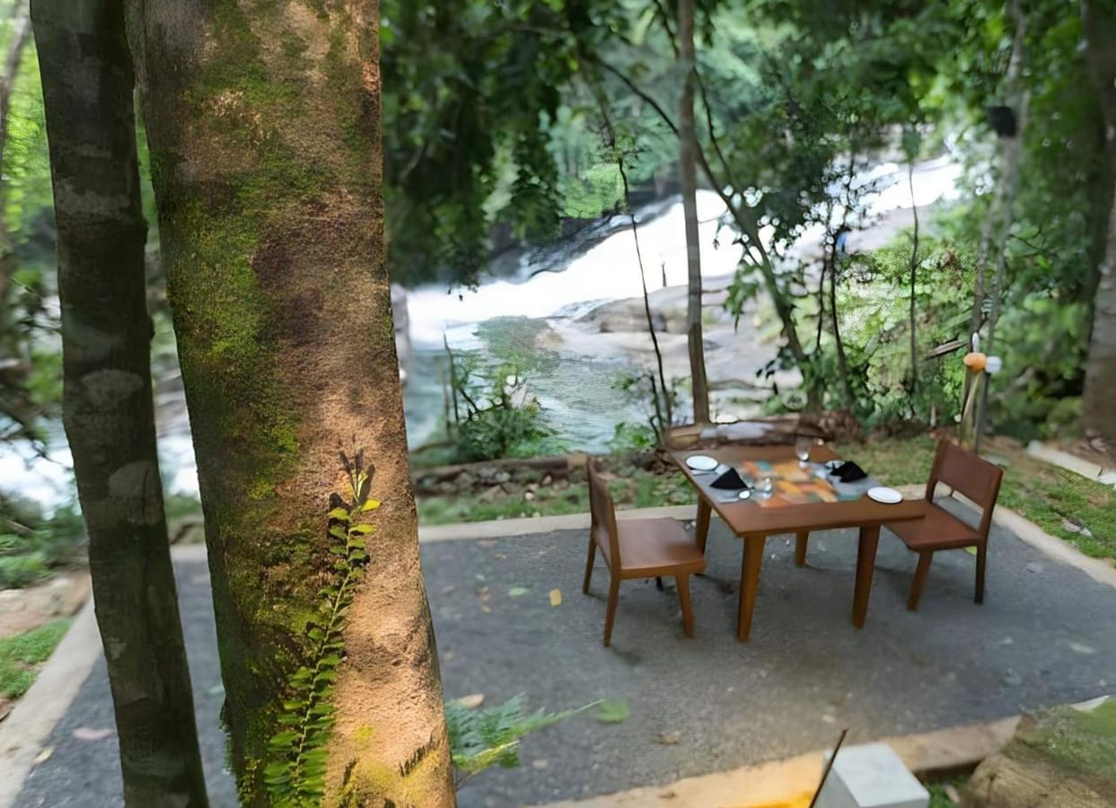 Hotel Palmstone Retreat Kitulgala Exterior foto